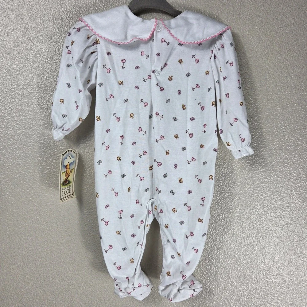 Vintage Classic Pooh Baby Footed Sleeper 6M White Floral Piglet NWT